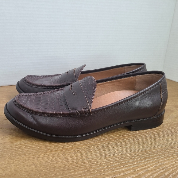 Vionic Men's Classic Slip-on Loafers, Size: 10 Color: Brown - Picture 6 of 15